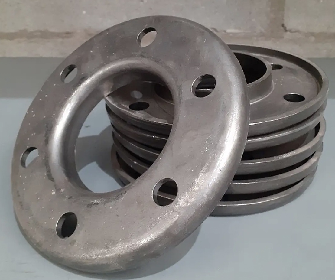 FLANGE CAMION 2 INCH CON 6 PERF. MOD. FPMITA317